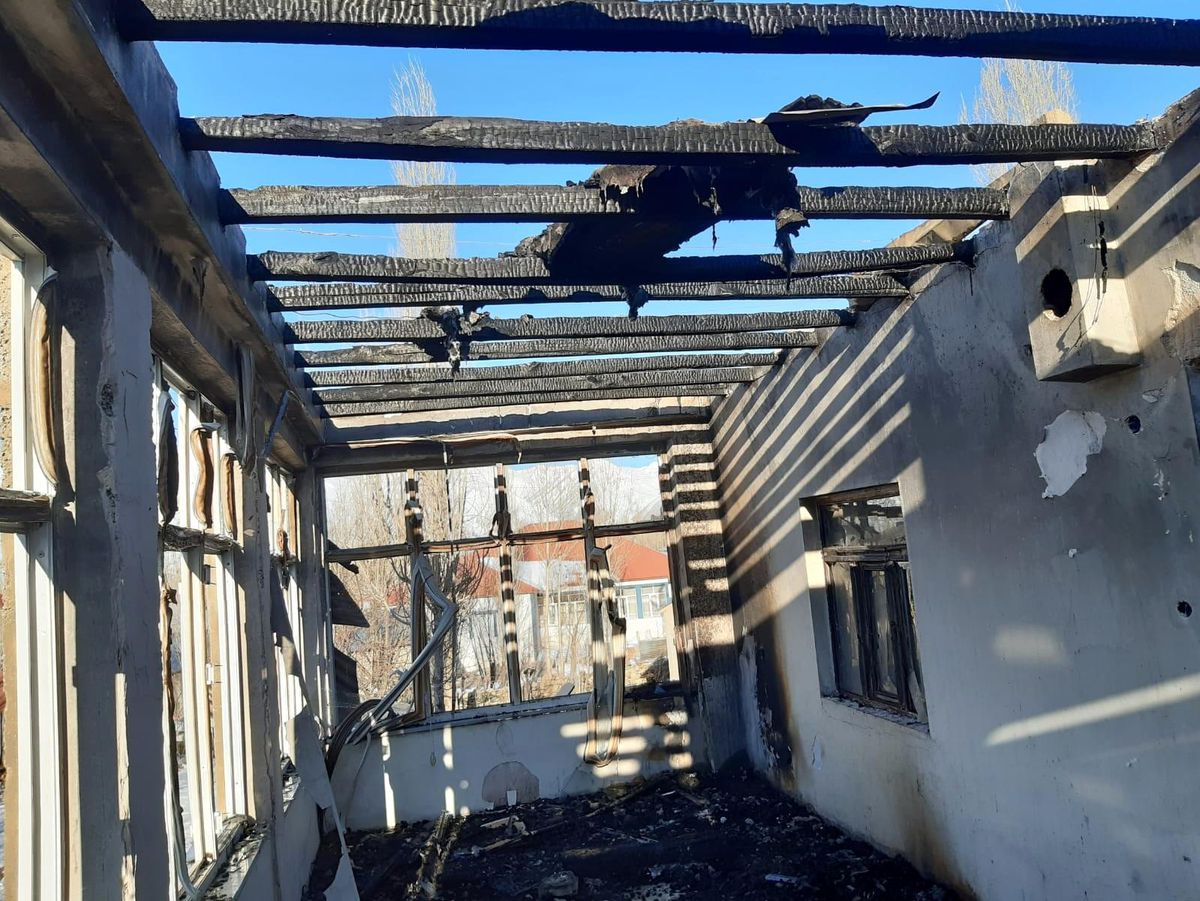 Son dakika... Yüksekova\'da yangın evi küle döndürdü