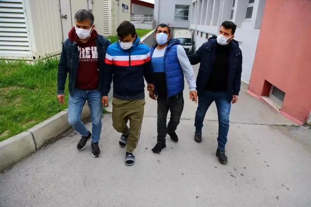 Son dakika... Çocukları uyuşturucuya alıştırıp torbacı yapan engelli şahıs tutuklandı Son dakika... Çocukları uyuşturucuya alıştırıp torbacı yapan engelli şahıs tutuklandı
