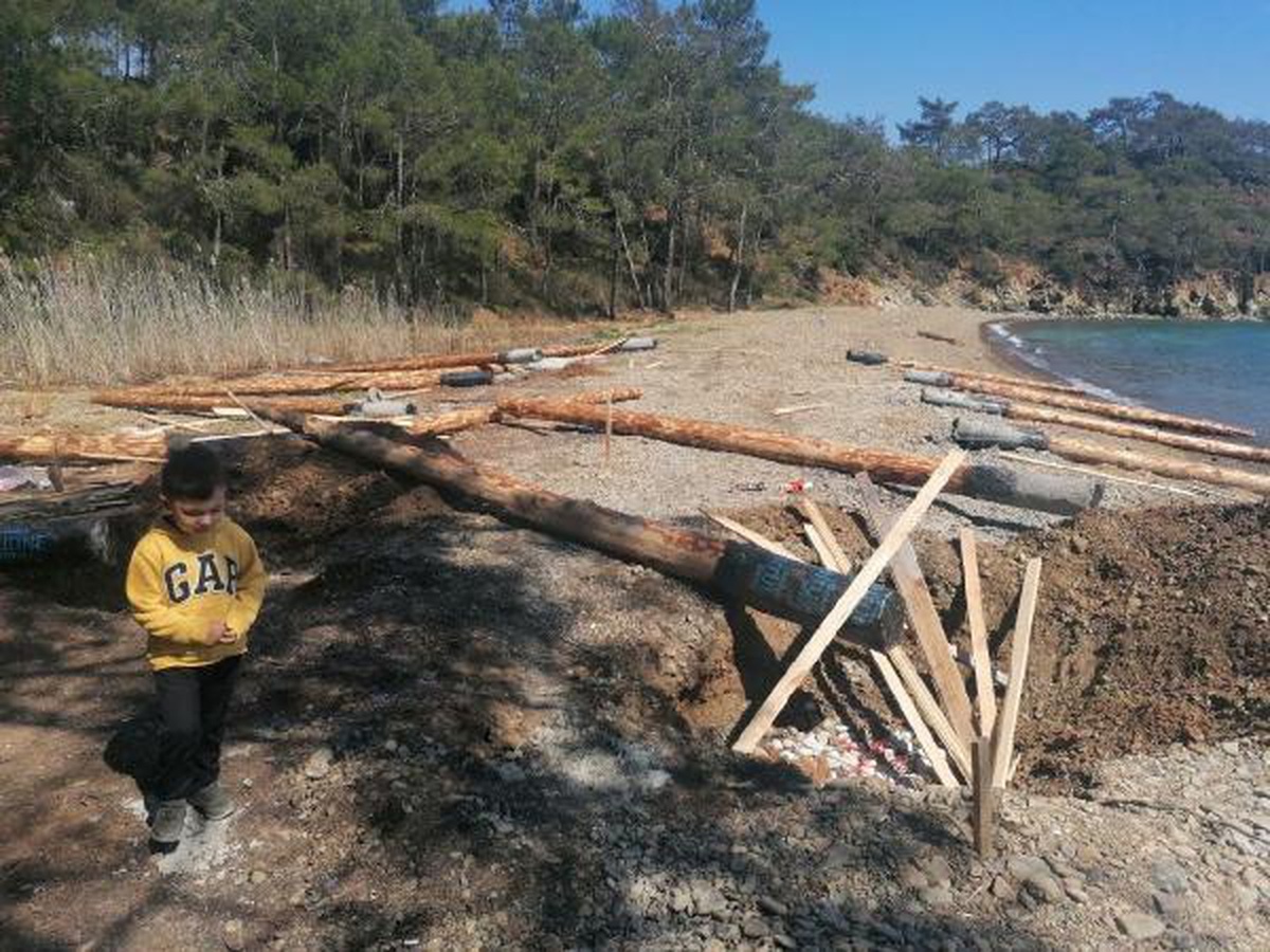 Dünyaca ünlü koydaki kaçak \'beach club\' inşaatı ile ilgili ilk inceleme tamamlandı