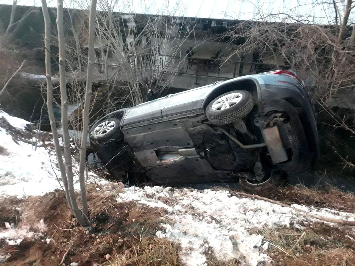 Erzincan\'da trafik kazası: 2 yaralı