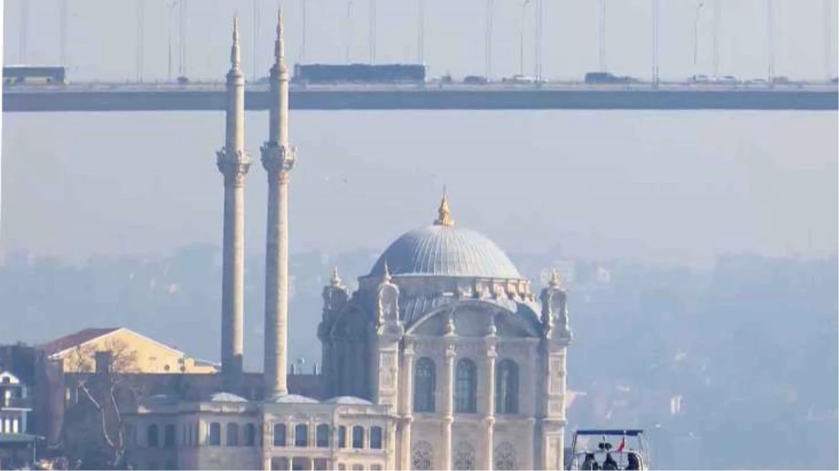 Hava kirliliği İstanbul\'daki tarihi yapıları yok ediyor