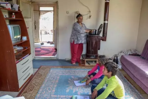 Son dakika! ANTALYA Kirada oturduğu gecekonduya yıkım emri gelen 2 çocuk annesi, yardım istedi