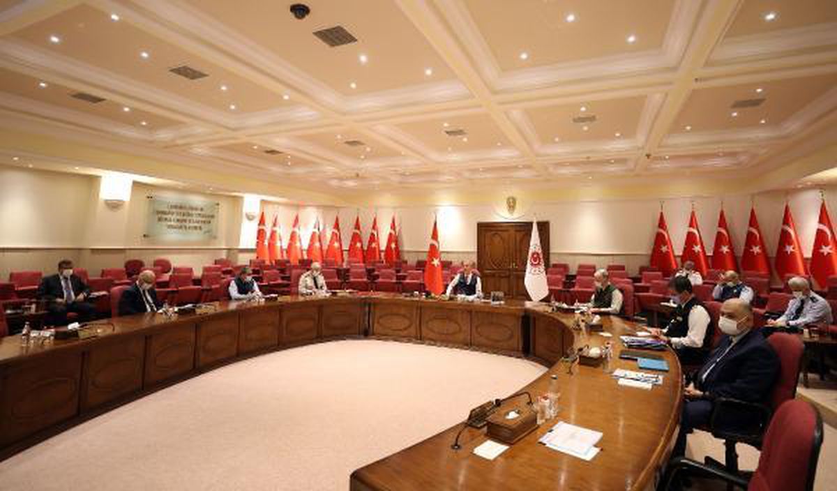 Son dakika... MSB\'de \'Covid-19 ile mücadele toplantısı\'