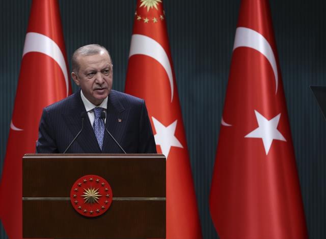 Son Dakika: Cumhurbaşkanı Erdoğan, yeni tedbirleri açıkladı! Hafta sonu sokak kısıtlaması geri döndü