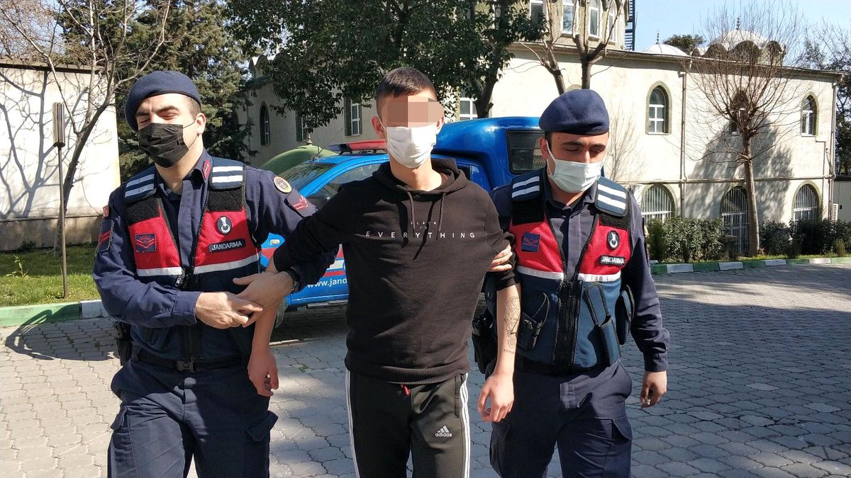 Son Dakika | Uyuşturucu hapla yakalanan 17 yaşındaki genç gözaltına alındı