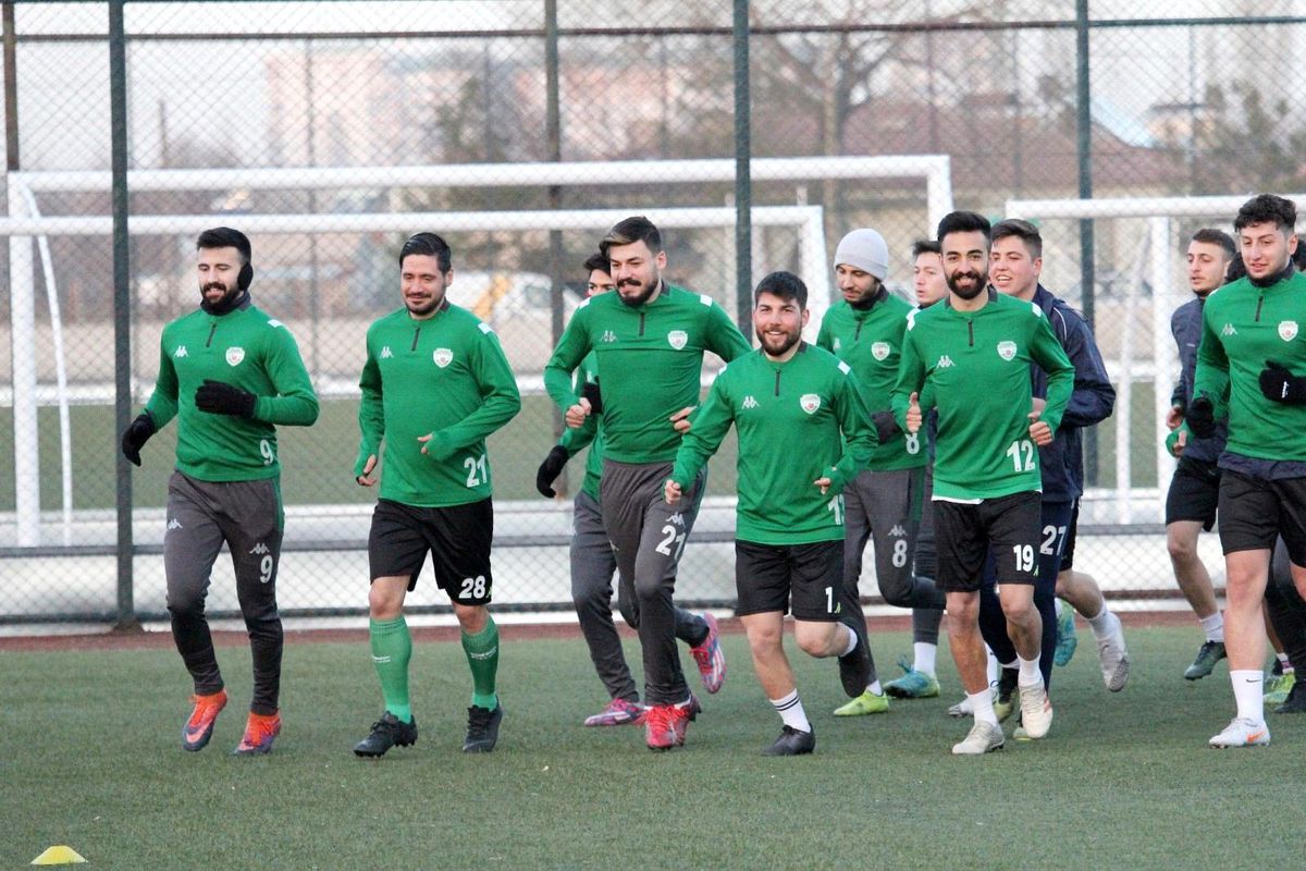 Yahyalıspor Kırşehir\'de kamp yapacak