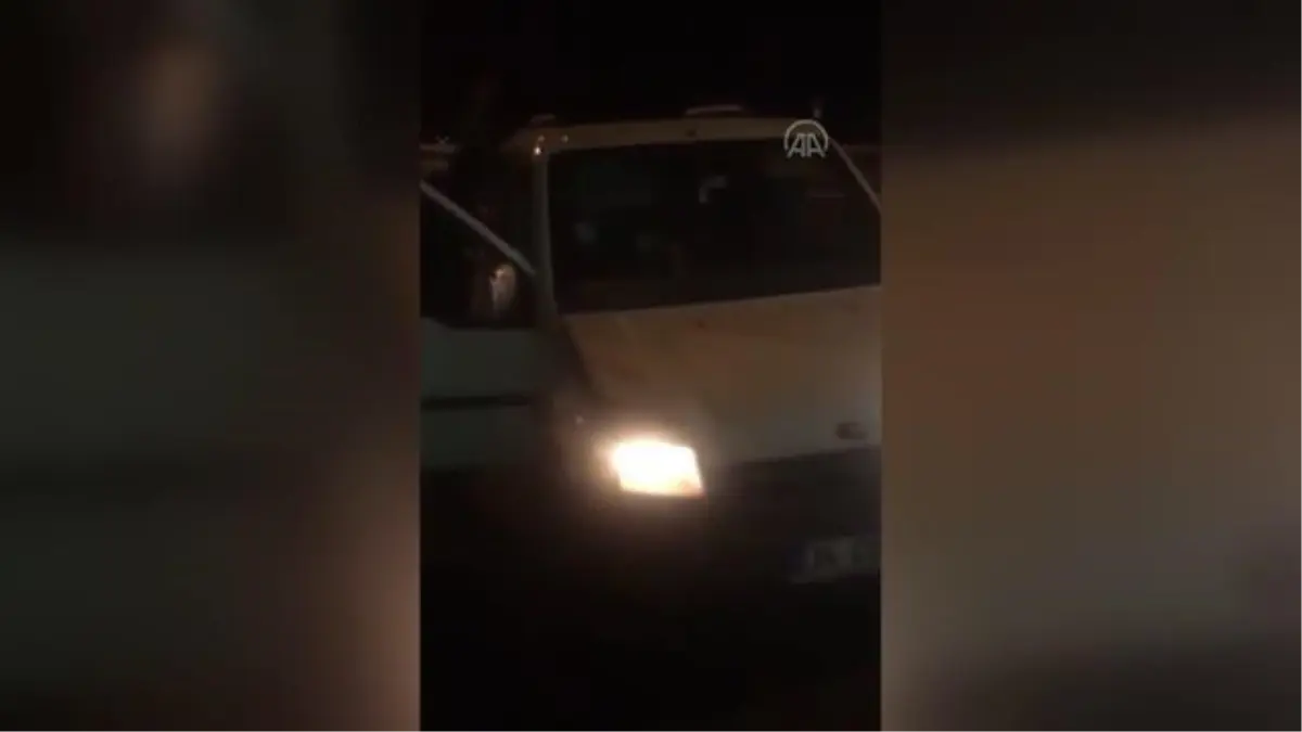 5 kişilik araçta 15 sığınmacı yakalandı