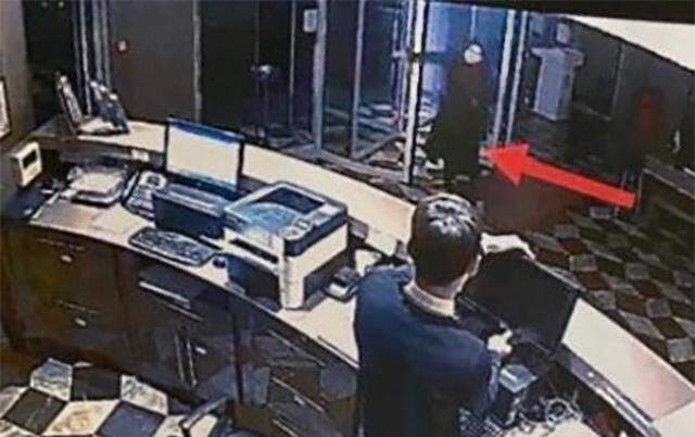 'Adnan gelmezse soyunacağım' diyerek otelde çırılçıplak kalan kadın, 6 ay hapis cezası aldı