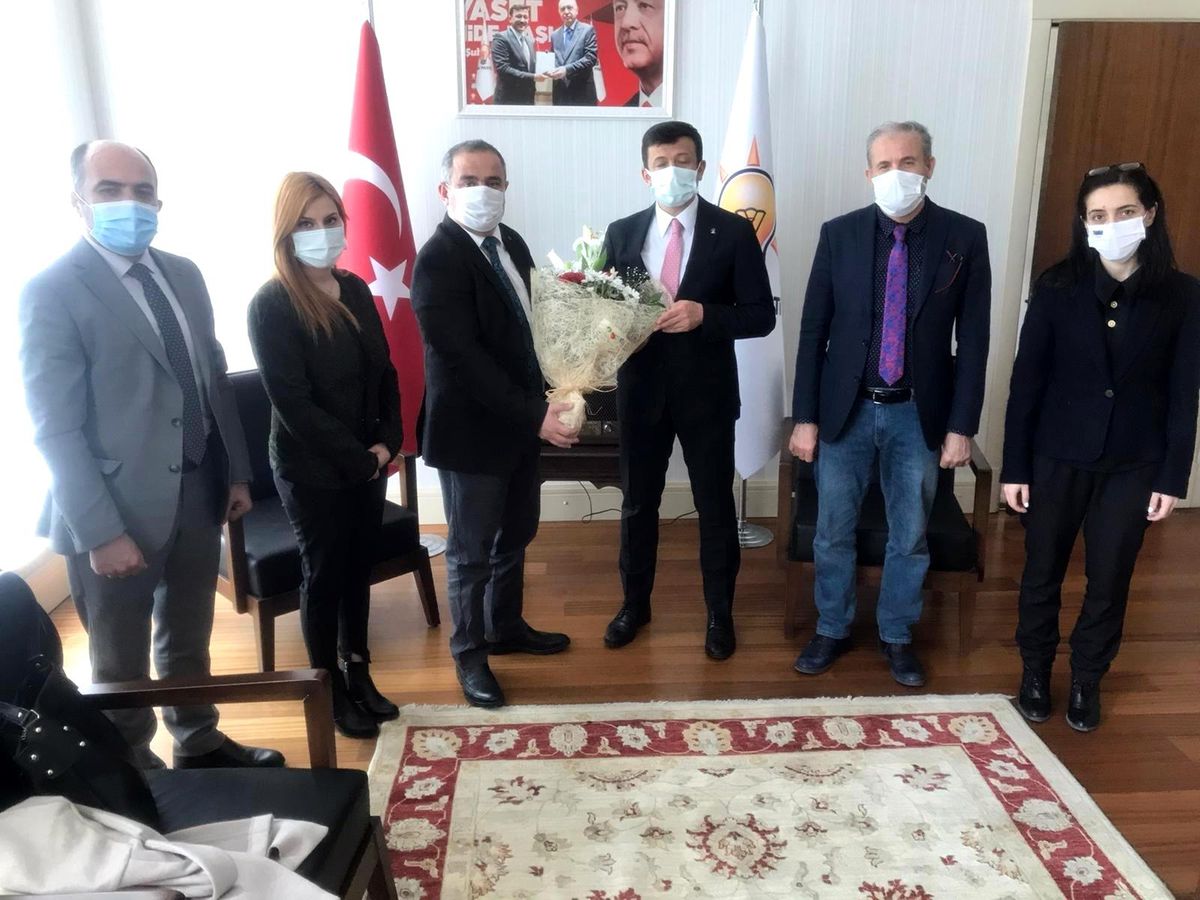 AK Parti Tanıtım ve Medya Başkanı Dağ: "Basın emekçilerine aşılamada öncelik verilmelidir"