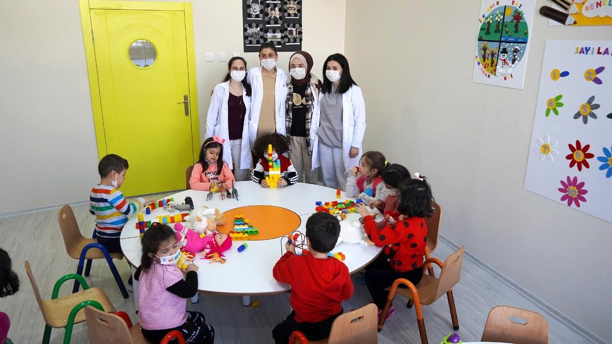 Ankara\'da minikler Gül Kreş Adası\'nda emin ellerde