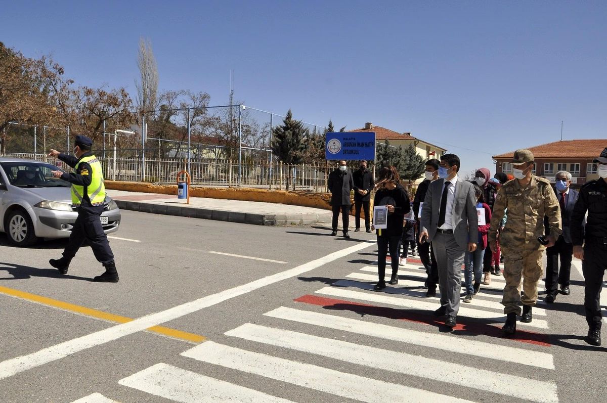 Arguvan\'da Trafik Haftası etkinliği