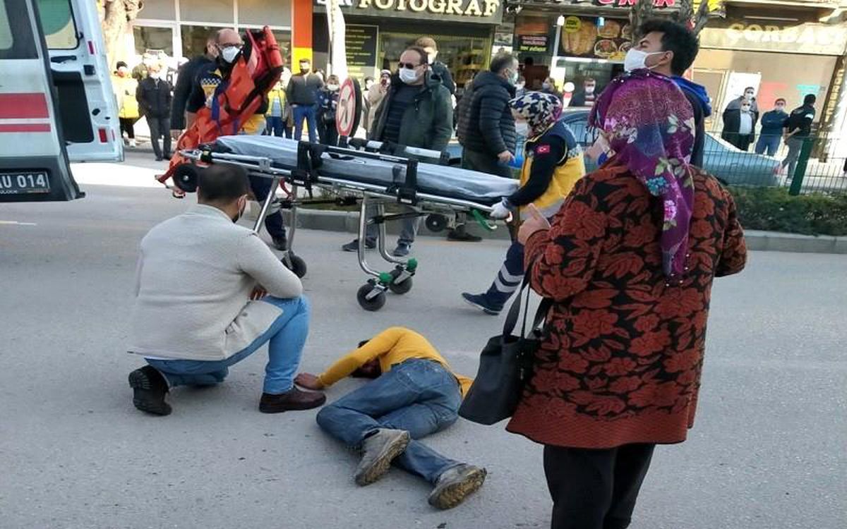 At arabasından düşen sürücü yaralandı