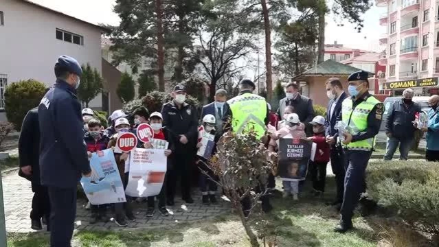 Çubuk'ta Yaya Önceliği Kırmızı Çizgimizdir uygulaması yapıldı