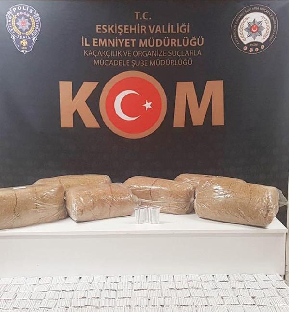 Son dakika haberleri! Eskişehir\'de kaçak sigara ve tütün operasyonu