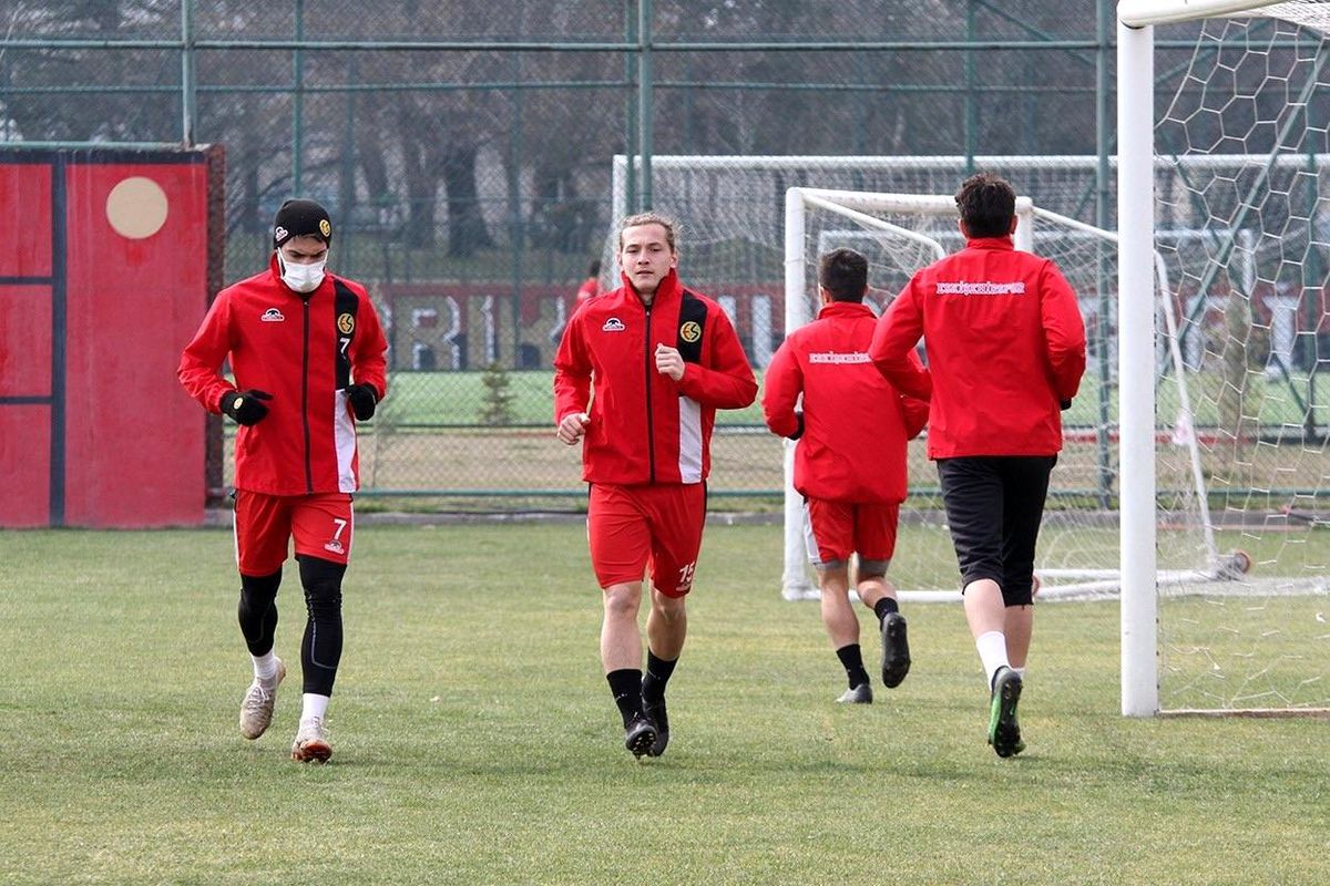 Eskişehirspor\'da korona kabusu bitmiyor