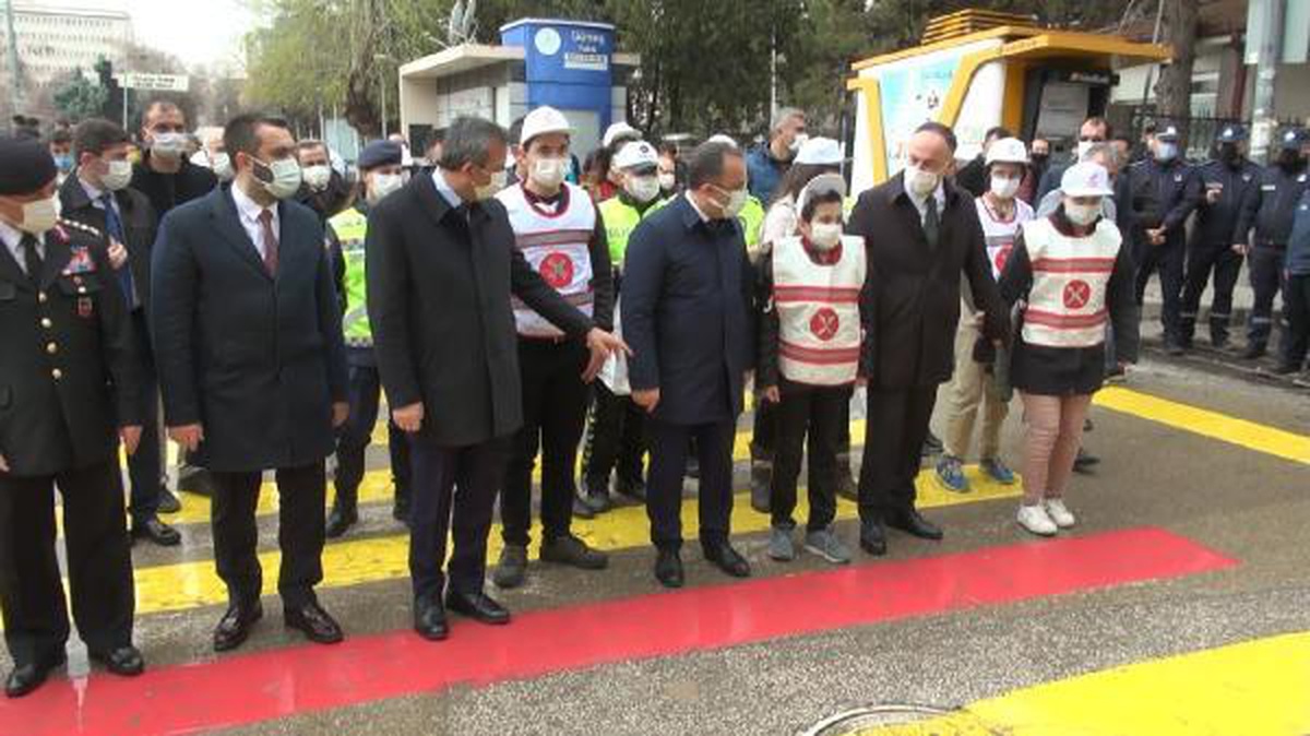 Kırıkkale\'de \'Yayalar Kırmızı Çizgimiz\' uygulaması başladı