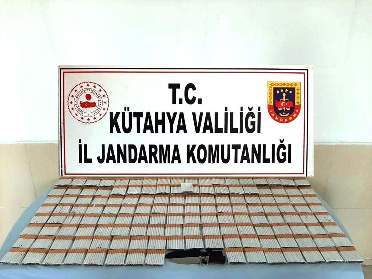 Kütahya\'da 4 bin adet içi tütün doldurulmuş makaron ele geçirildi