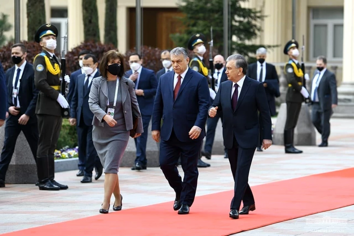 Özbekistan Cumhurbaşkanı Mirziyoyev: "Artık Özbekistan Macaristan\'ın yakın dostu"