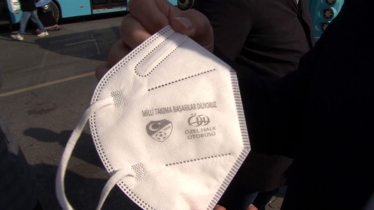 Özel halk otobüsü sahiplerinden milli takıma destek