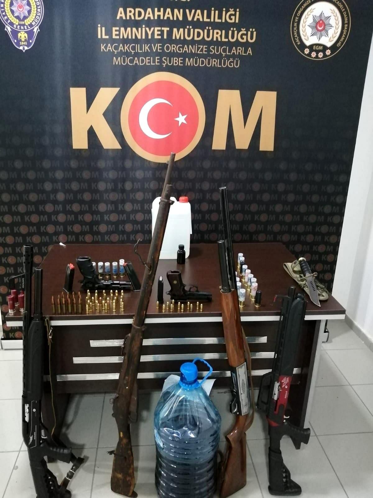 Son dakika! Silah kaçakçılığı operasyonunda 4 tutuklama