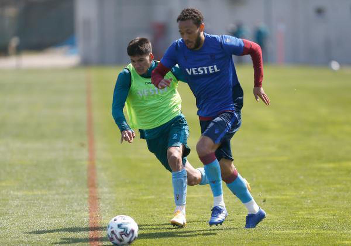 Trabzonspor, U19 takımıyla maç yaptı