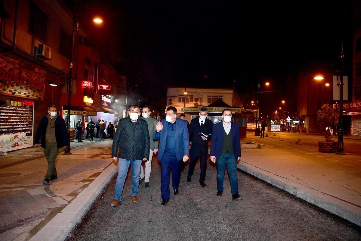 Trafiğin yoğun olduğu Akpınar Meydanı yeniden düzenlendi