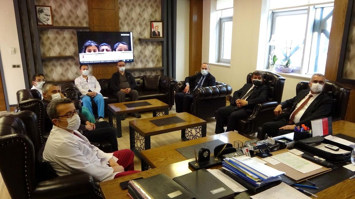 AK Partili Ahlatçı: "Aşılama sayesinde hastalığı atlatacağız"