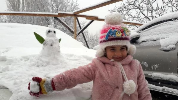 Antalya'nın yüksek kesimlerine kar yağdı