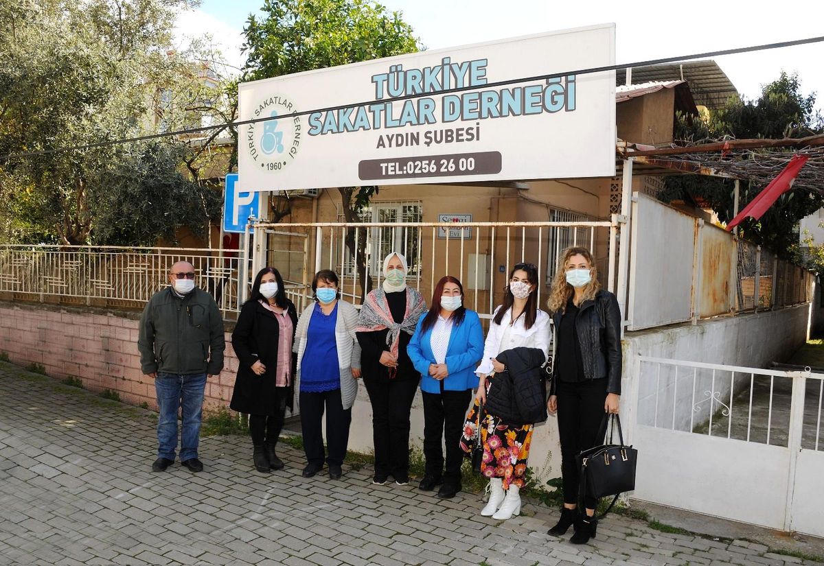 \'Engelli Dostu ADÜ\' projesi için engelli dernekleri ziyaret edildi
