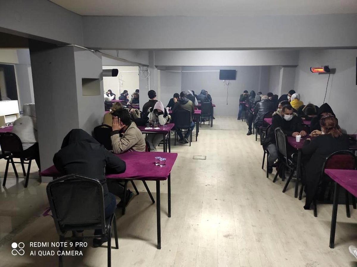 Kumar oynarken yakalanan 144 kişiye 644 bin TL ceza yazıldı