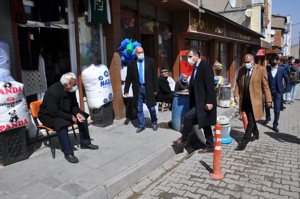 Bulanık Esnaf Kredi Kooperatif Başkanı Yakup Kaya\'dan esnaf ziyareti