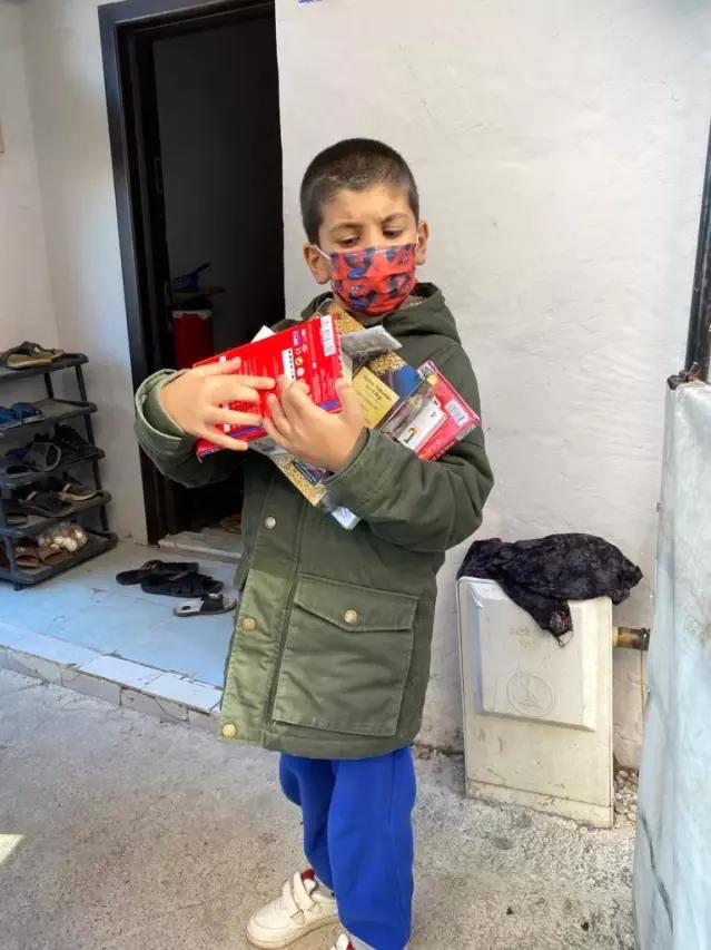 Son dakika haber: Pandemide evden çıkamayan çocukları mutlu ettiler Son dakika haber: Pandemide evden çıkamayan çocukları mutlu ettiler