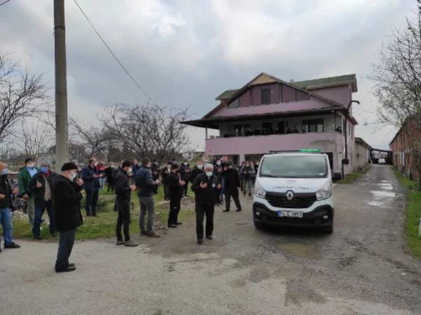 Sakarya'da aynı aileden 5 kişi koronavirüsten öldü