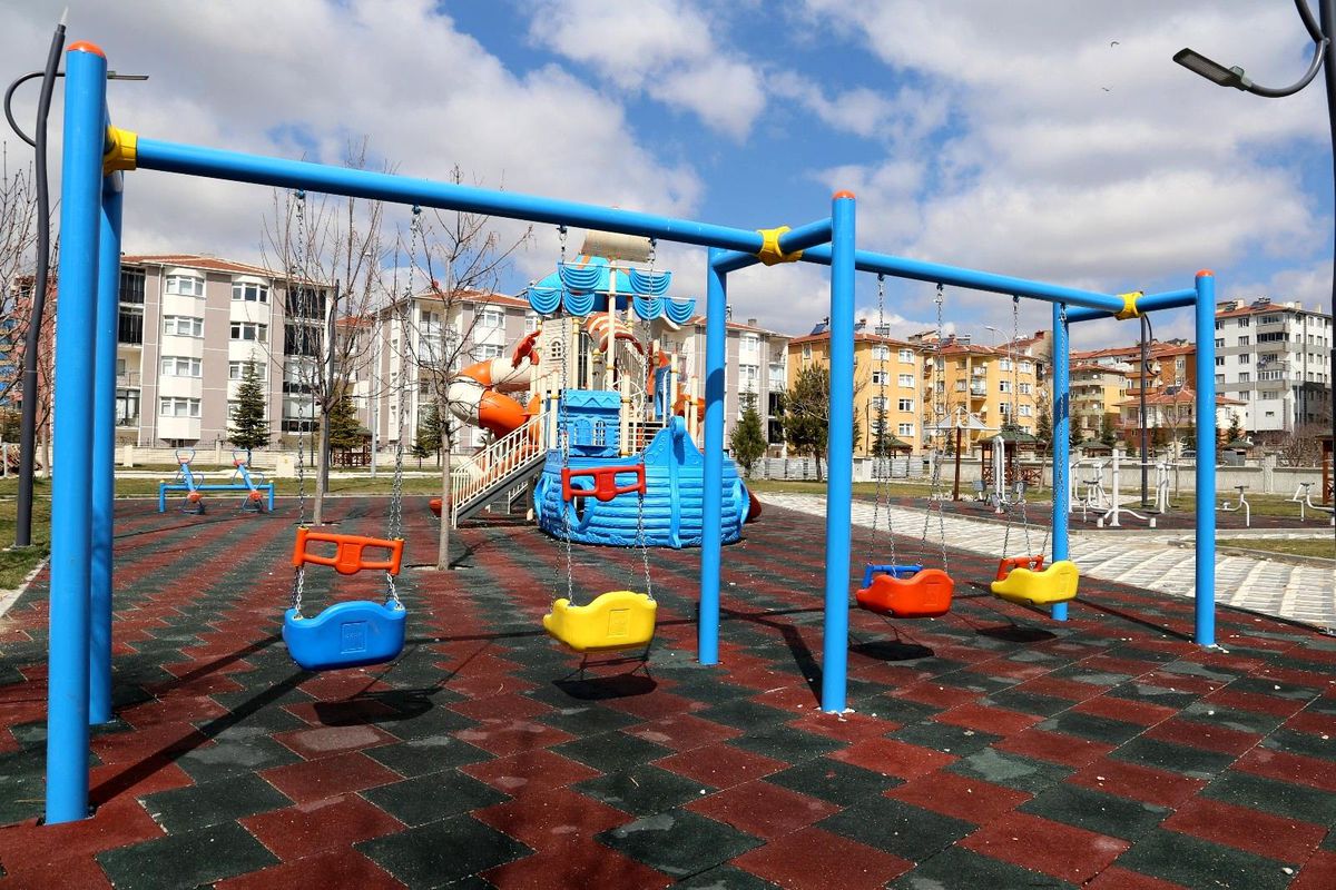 Sivrihisar yenilenmeye devam ediyor