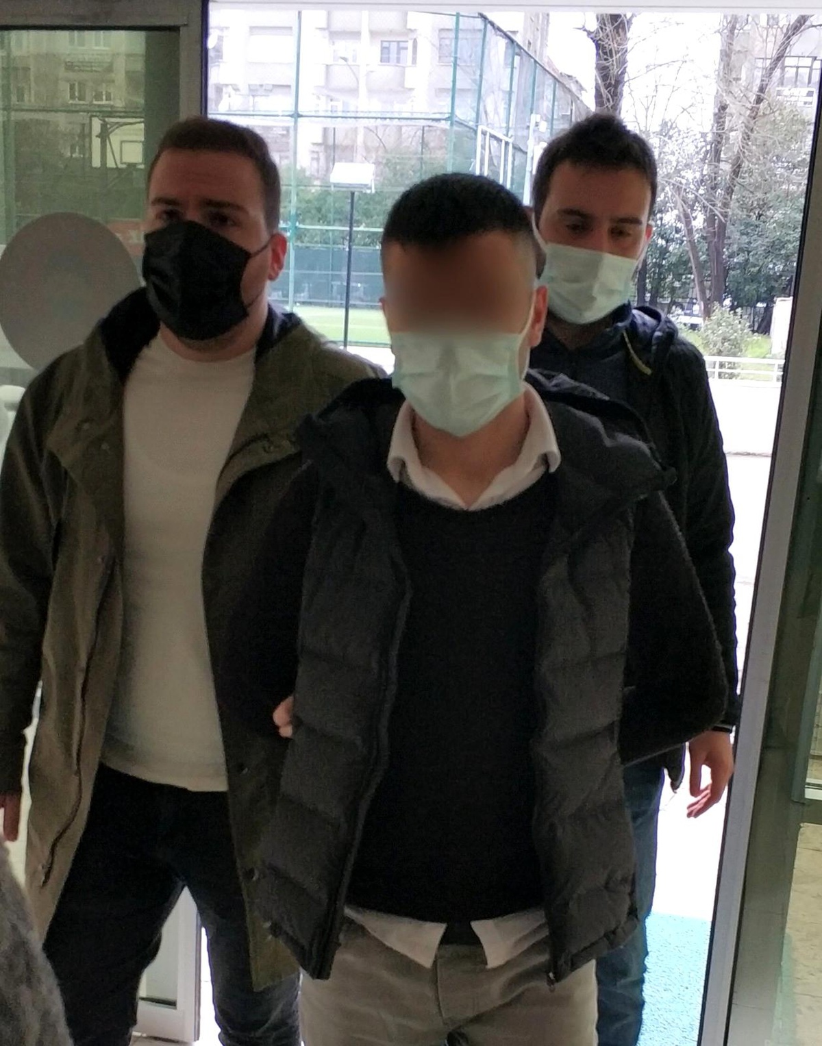 Son Dakika | Tüfekle 3 kişiyi yaralayan şahıs tutuklandı