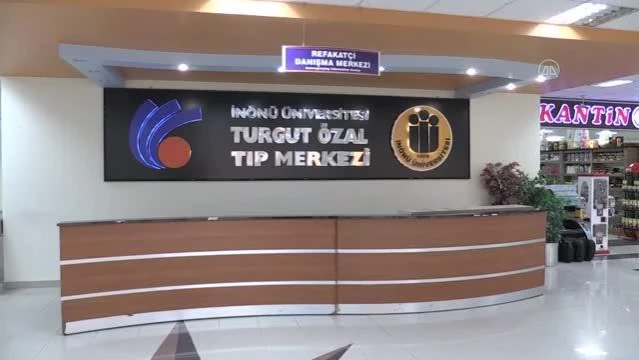 Yutma güçlüğü çeken akalazya hastaları Turgut Özal Tıp Merkezi'nde şifa buluyor