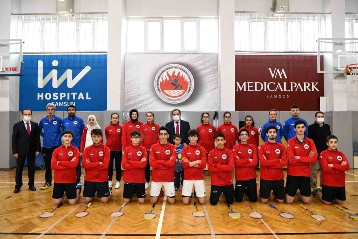 Samsun\'dan 6 sporcu Badminton Milli Takımı\'na seçildi