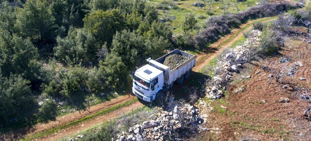 Araban Belediyesi, arazi yollarında iyileştirme çalışması başlattı