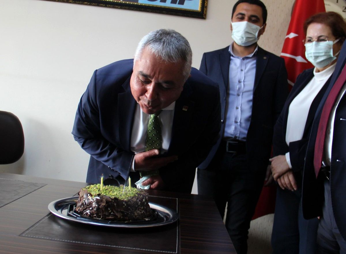 Başkan Çankır\'a doğum günü sürprizi
