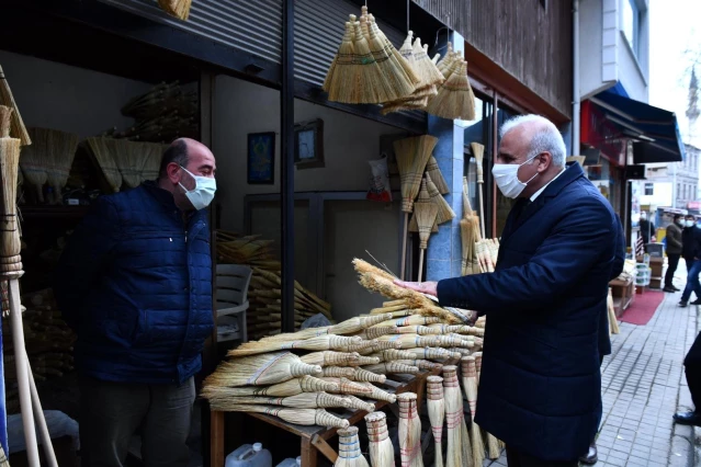 Başkan Zorluoğlu Çarşı mahallesi esnafı ile bir araya geldi