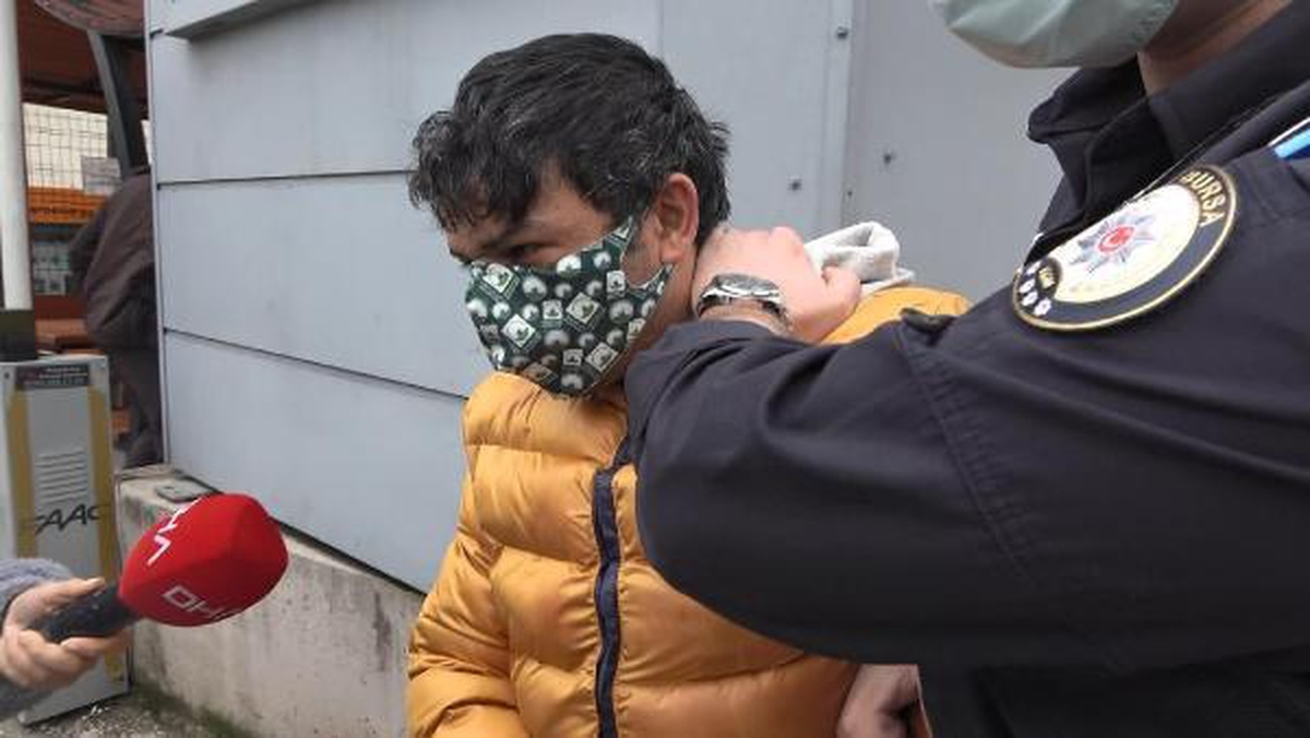 Son dakika haberleri: Birlikte yaşadığı kadını eve kilitleyen şüpheli: Çocuk çıkmasın diye kapıyı kilitledim (2)