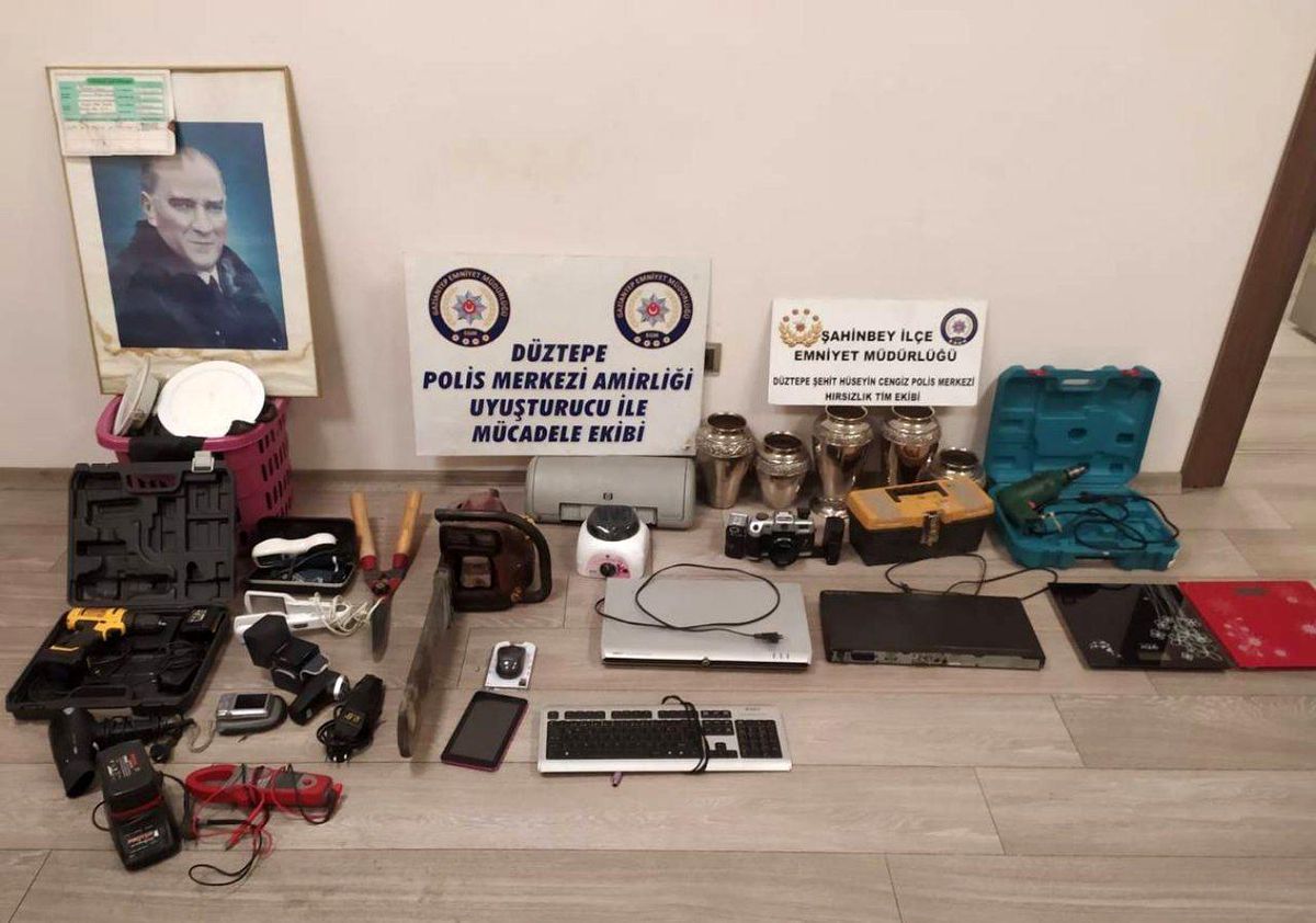 Çalıntı malzemelerle uyuşturucu ticareti yaptılar