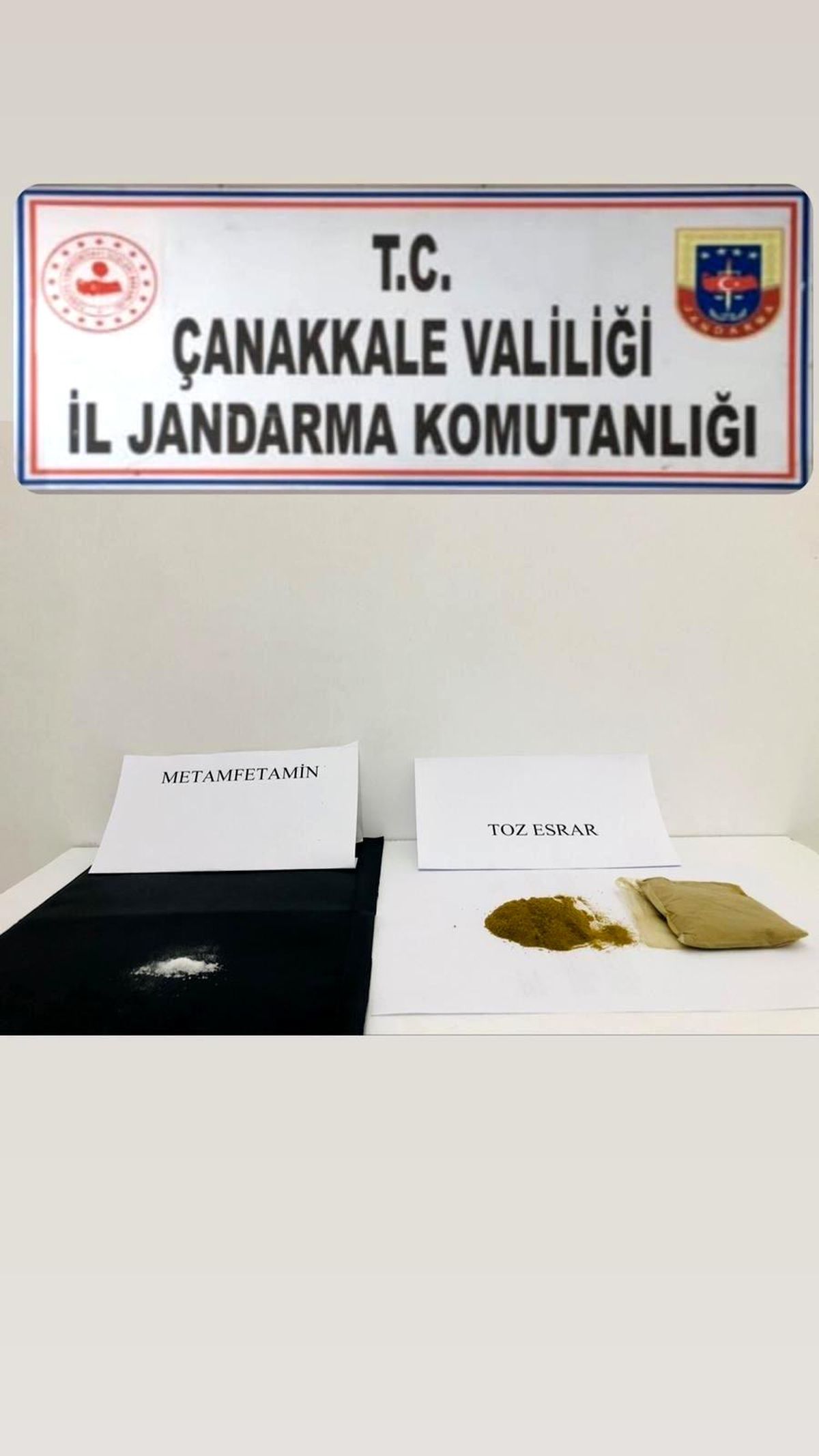 Son dakika haber... Ezine\'de uyuşturucu operasyonu: 2 gözaltı