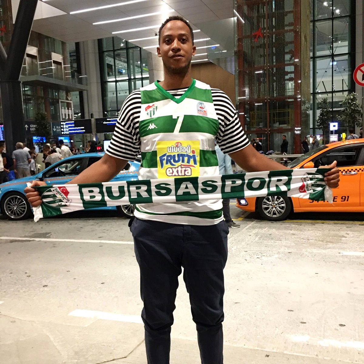 Frutti Extra Bursaspor, Kenneth Kadji ile yollarını ayırdı