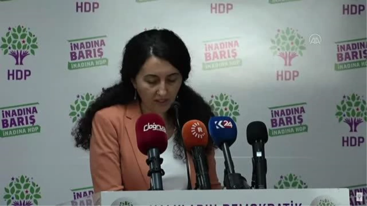HDP\'den, partinin kapatılmasına ilişkin iddianamenin AYM tarafından iadesine yönelik değerlendirme