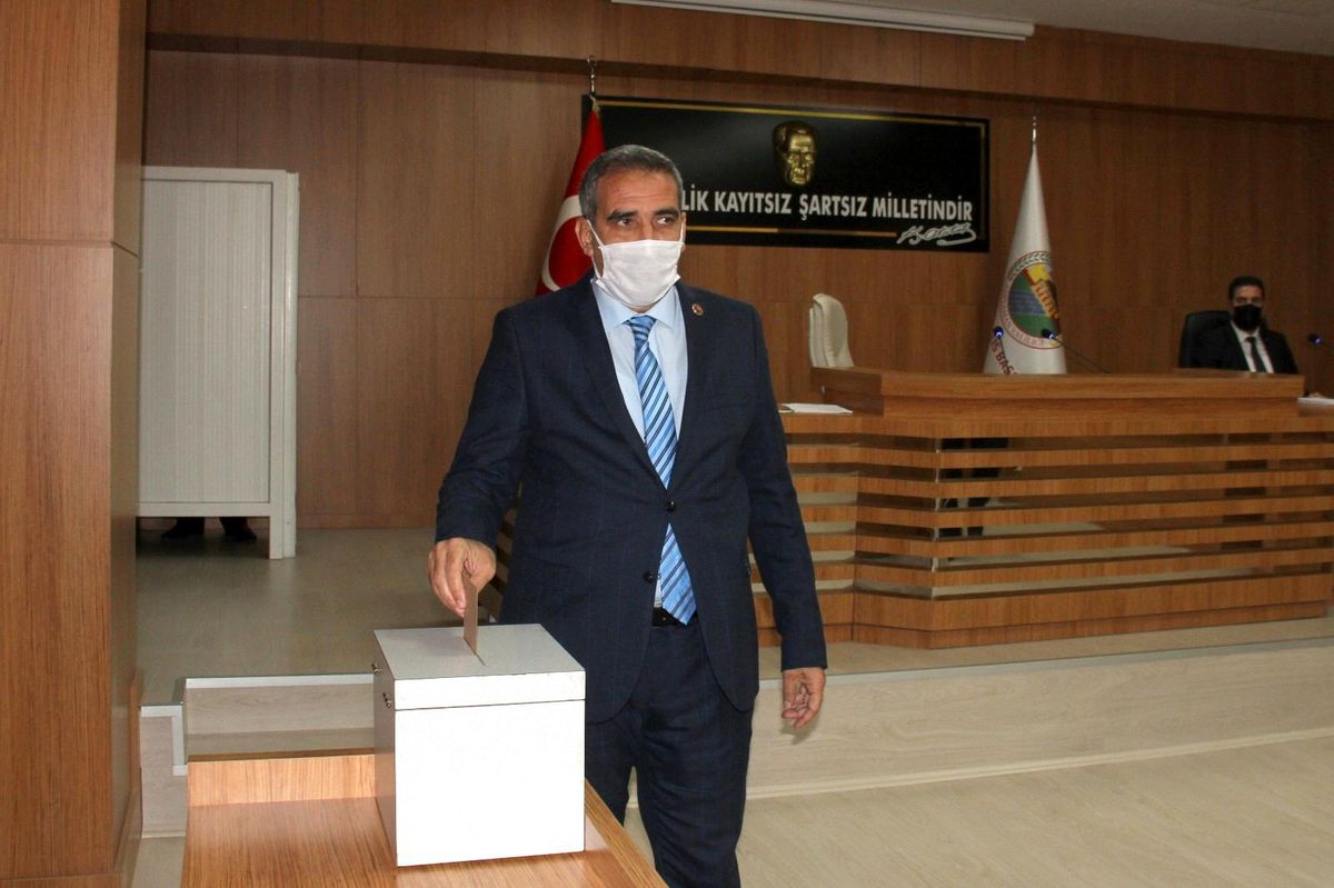 Mehmet Can Erdoğan yeniden başkanlığa seçildi