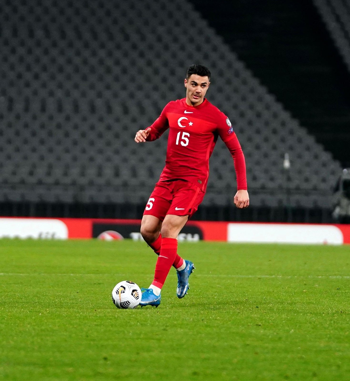 Ozan Kabak: "Dünya Kupası\'nda Bizim Çocuklar\'ı herkes görecek"