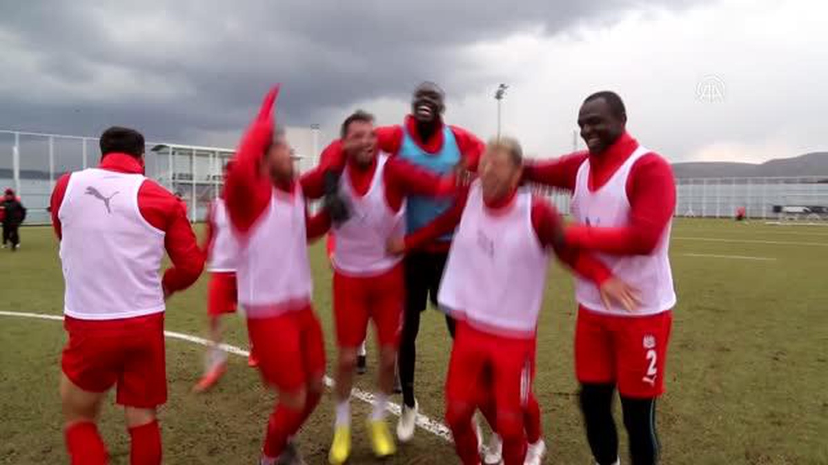 Sivasspor\'da, Trabzonspor maçı hazırlıkları sürüyor