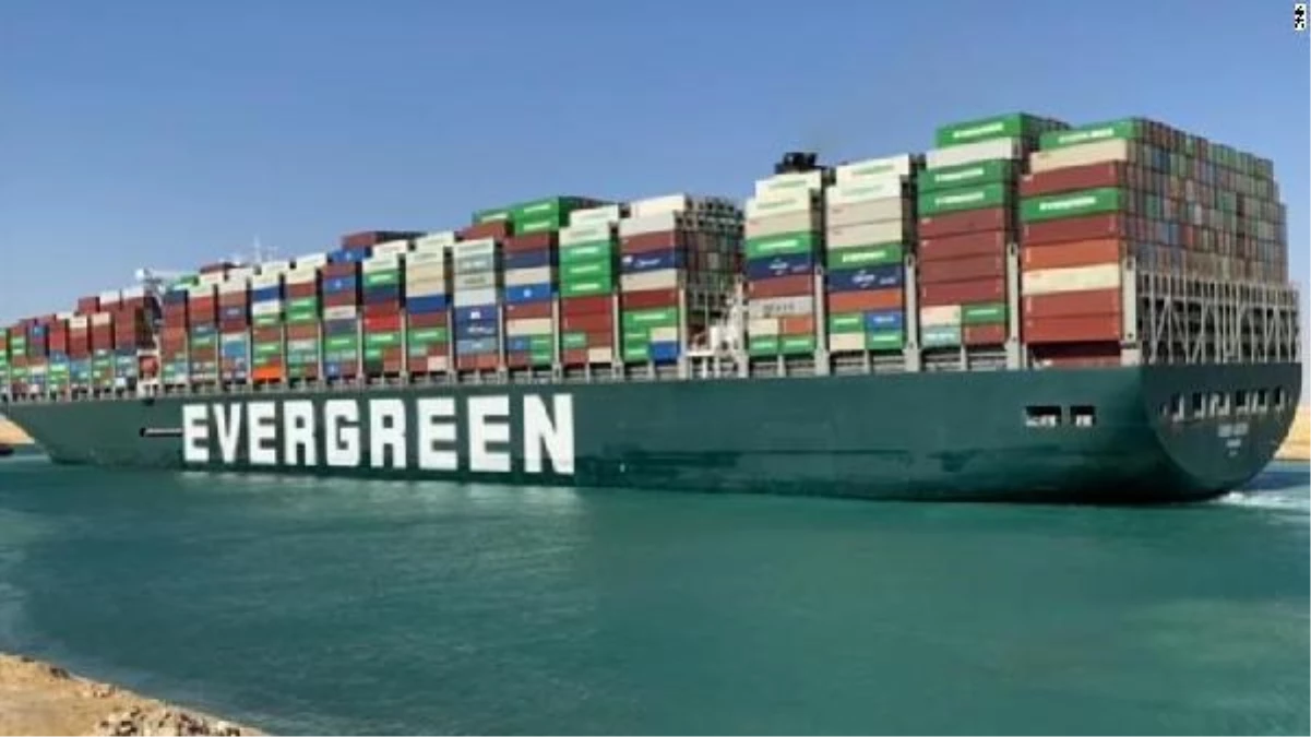 Süveyş Kanalı\'nda gemisi sıkışan Evergreen şirketinden 1 milyar dolarlık tazminat talebi