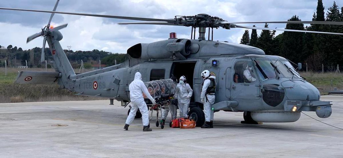 Son dakika haberleri... Askerî helikopterle hastaneye sevk edilen koronalı Rum öğretmen kurtarılamadı